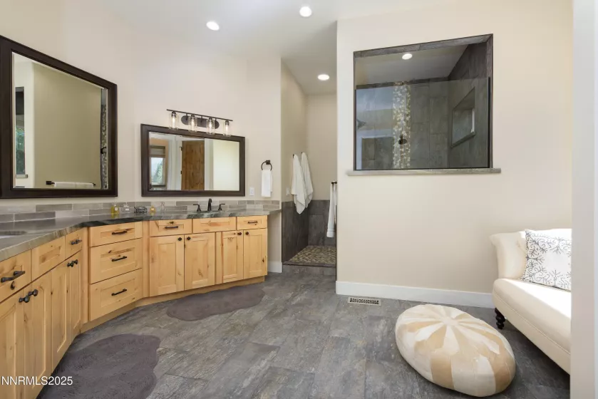 949 Heavenly View, Gardnerville, Nevada 89460, 5 Bedrooms Bedrooms, ,6 BathroomsBathrooms,Residential,Residential,Heavenly View,250055150
