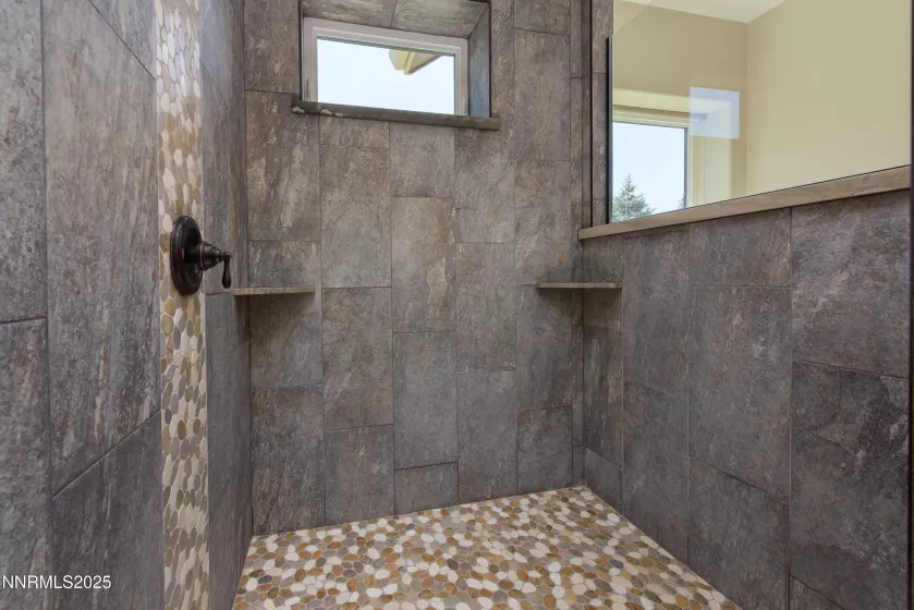 949 Heavenly View, Gardnerville, Nevada 89460, 5 Bedrooms Bedrooms, ,6 BathroomsBathrooms,Residential,Residential,Heavenly View,250055150