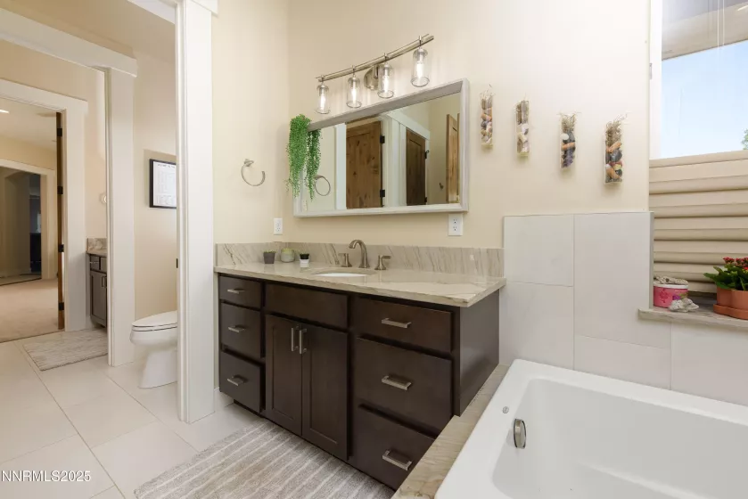 949 Heavenly View, Gardnerville, Nevada 89460, 5 Bedrooms Bedrooms, ,6 BathroomsBathrooms,Residential,Residential,Heavenly View,250055150
