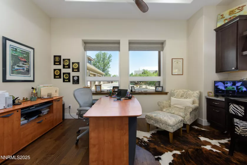 949 Heavenly View, Gardnerville, Nevada 89460, 5 Bedrooms Bedrooms, ,6 BathroomsBathrooms,Residential,Residential,Heavenly View,250055150