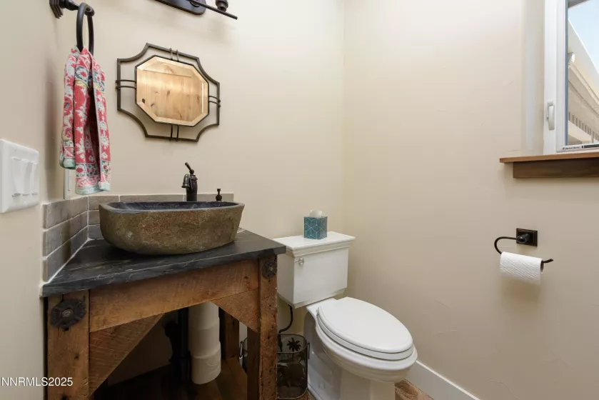 949 Heavenly View, Gardnerville, Nevada 89460, 5 Bedrooms Bedrooms, ,6 BathroomsBathrooms,Residential,Residential,Heavenly View,250055150