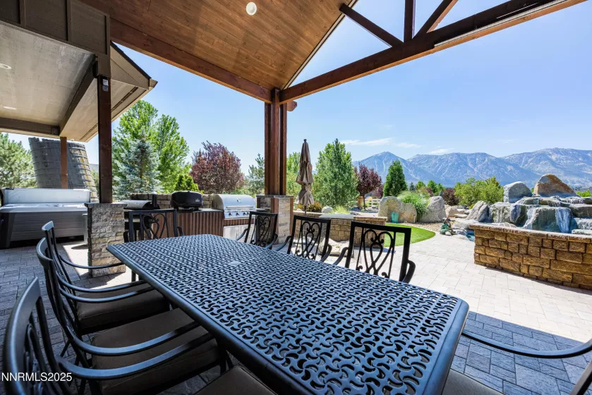 949 Heavenly View, Gardnerville, Nevada 89460, 5 Bedrooms Bedrooms, ,6 BathroomsBathrooms,Residential,Residential,Heavenly View,250055150