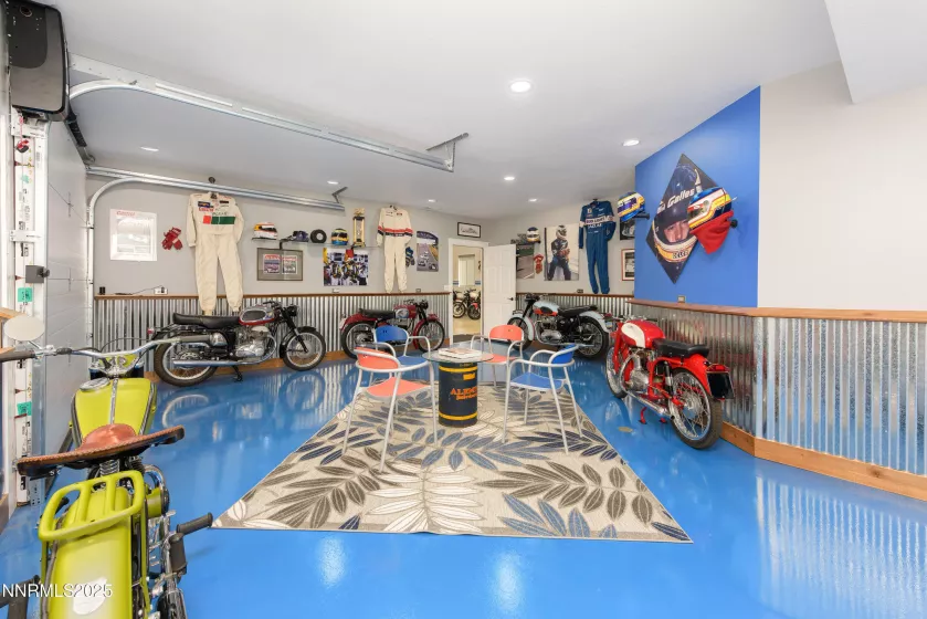 Guest House Garage