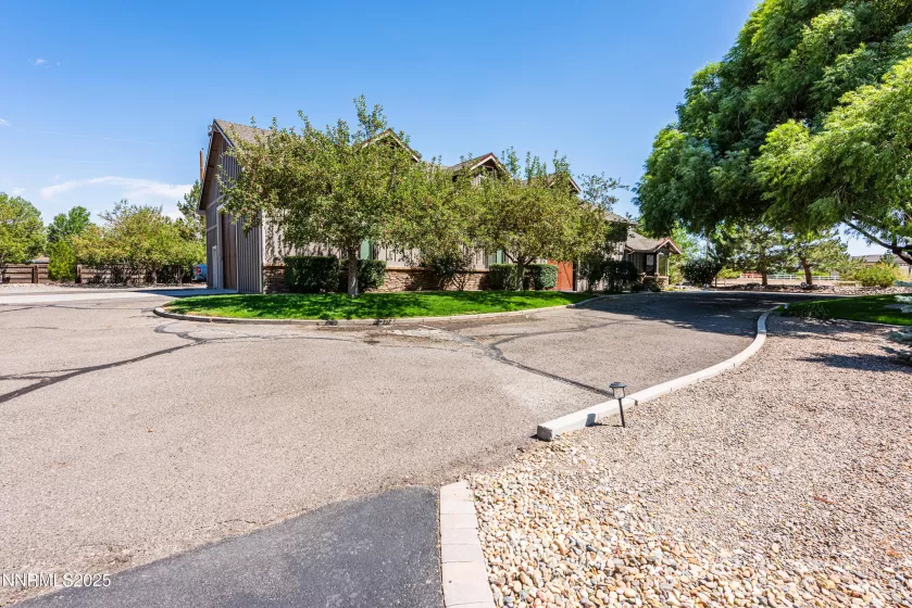 949 Heavenly View, Gardnerville, Nevada 89460, 5 Bedrooms Bedrooms, ,6 BathroomsBathrooms,Residential,Residential,Heavenly View,250055150