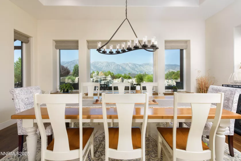 949 Heavenly View, Gardnerville, Nevada 89460, 5 Bedrooms Bedrooms, ,6 BathroomsBathrooms,Residential,Residential,Heavenly View,250055150