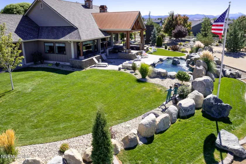 949 Heavenly View, Gardnerville, Nevada 89460, 5 Bedrooms Bedrooms, ,6 BathroomsBathrooms,Residential,Residential,Heavenly View,250055150