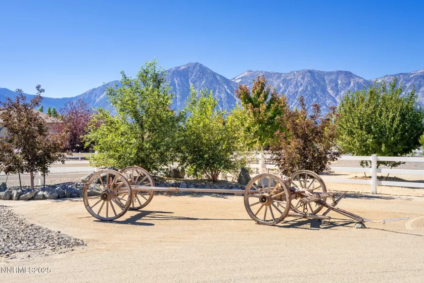 949 Heavenly View, Gardnerville, Nevada 89460, 5 Bedrooms Bedrooms, ,6 BathroomsBathrooms,Residential,Residential,Heavenly View,250055150