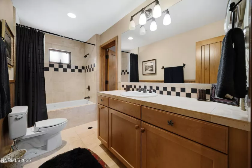280 Wassou, Crystal Bay, Nevada 89402, 3 Bedrooms Bedrooms, ,4 BathroomsBathrooms,Residential,Residential,Wassou,250055156