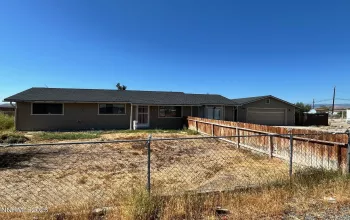 11590 Tupelo, Reno, Nevada 89506, 3 Bedrooms Bedrooms, ,1 BathroomBathrooms,Residential,Residential,Tupelo,250055160