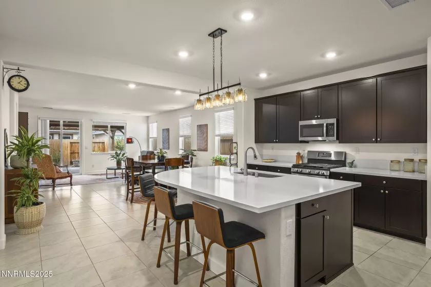 1045 Bravestone, Carson City, Nevada 89703, 3 Bedrooms Bedrooms, ,2 BathroomsBathrooms,Residential,Residential,Bravestone,250055162