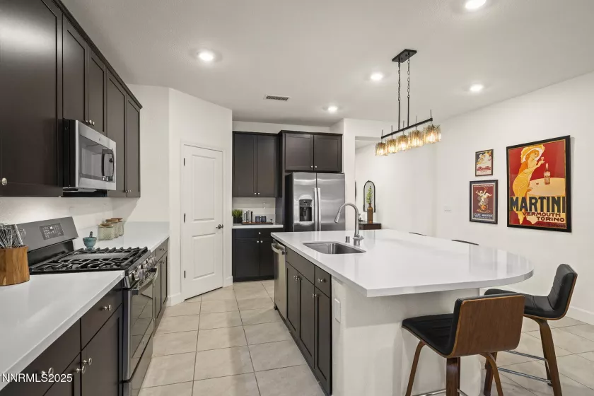 1045 Bravestone, Carson City, Nevada 89703, 3 Bedrooms Bedrooms, ,2 BathroomsBathrooms,Residential,Residential,Bravestone,250055162