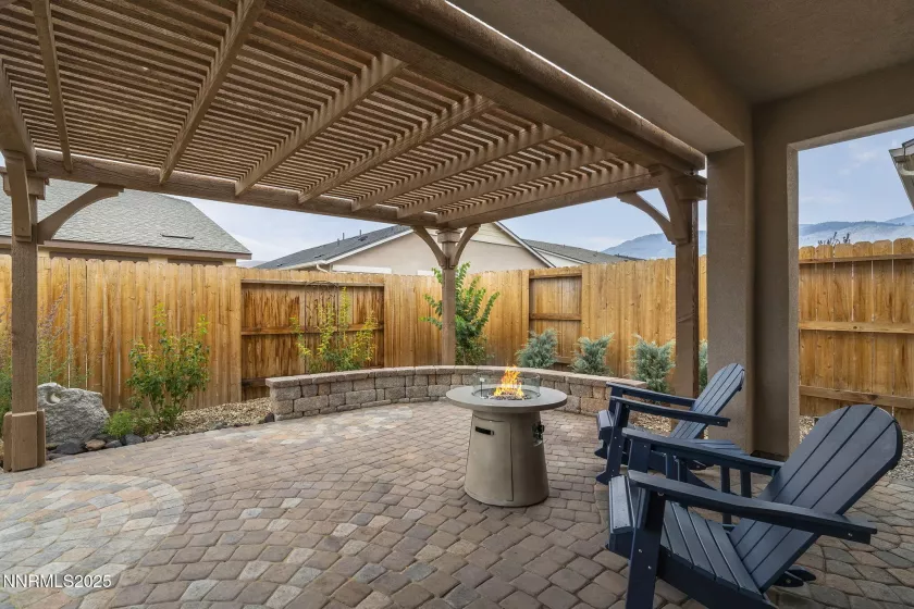 1045 Bravestone, Carson City, Nevada 89703, 3 Bedrooms Bedrooms, ,2 BathroomsBathrooms,Residential,Residential,Bravestone,250055162