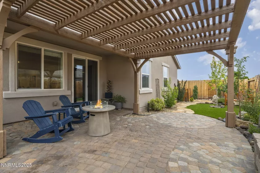 1045 Bravestone, Carson City, Nevada 89703, 3 Bedrooms Bedrooms, ,2 BathroomsBathrooms,Residential,Residential,Bravestone,250055162