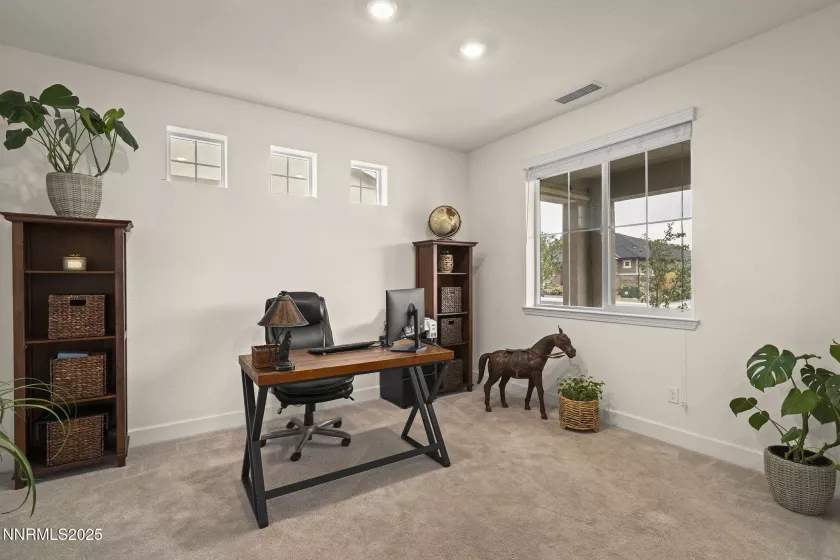 1045 Bravestone, Carson City, Nevada 89703, 3 Bedrooms Bedrooms, ,2 BathroomsBathrooms,Residential,Residential,Bravestone,250055162