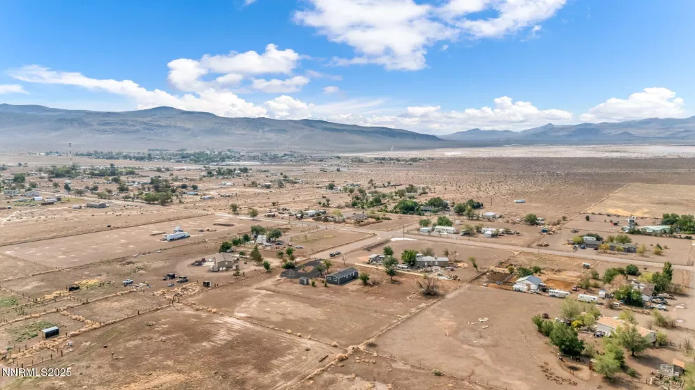 9320 Pat, Stagecoach, Nevada 89429, 3 Bedrooms Bedrooms, ,2 BathroomsBathrooms,Residential,Residential,Pat,250055163
