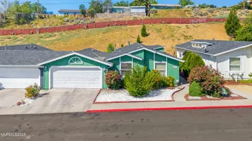 7571 Diamond Pointe, Reno, Nevada 89506, 3 Bedrooms Bedrooms, ,2 BathroomsBathrooms,Residential,Residential,Diamond Pointe,250055166