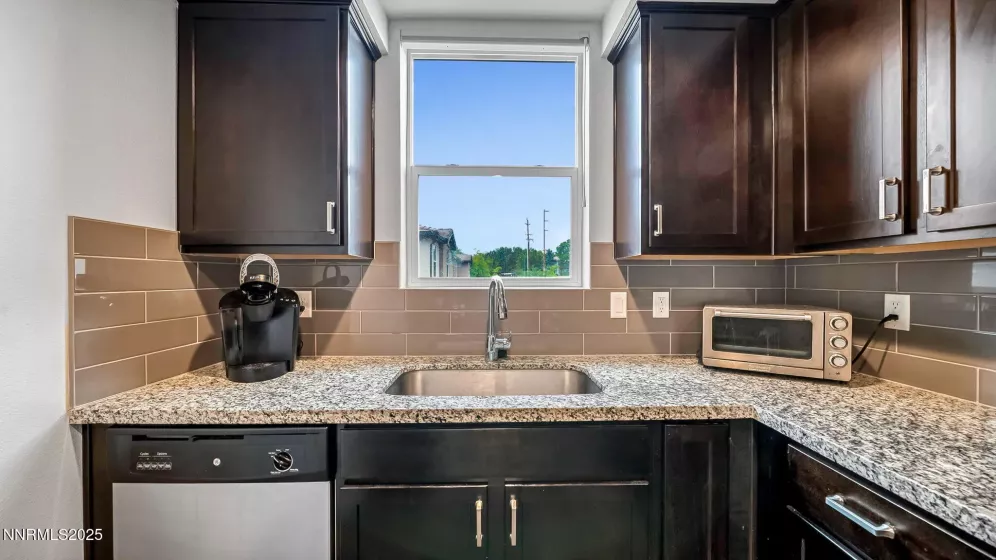 2210 Altamira, Reno, Nevada 89523, 2 Bedrooms Bedrooms, ,3 BathroomsBathrooms,Residential,Residential,Altamira,250055167