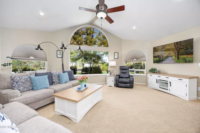 1160 Golden Park, Fallon, Nevada 89406, 4 Bedrooms Bedrooms, ,2 BathroomsBathrooms,Residential,Residential,Golden Park,250055168