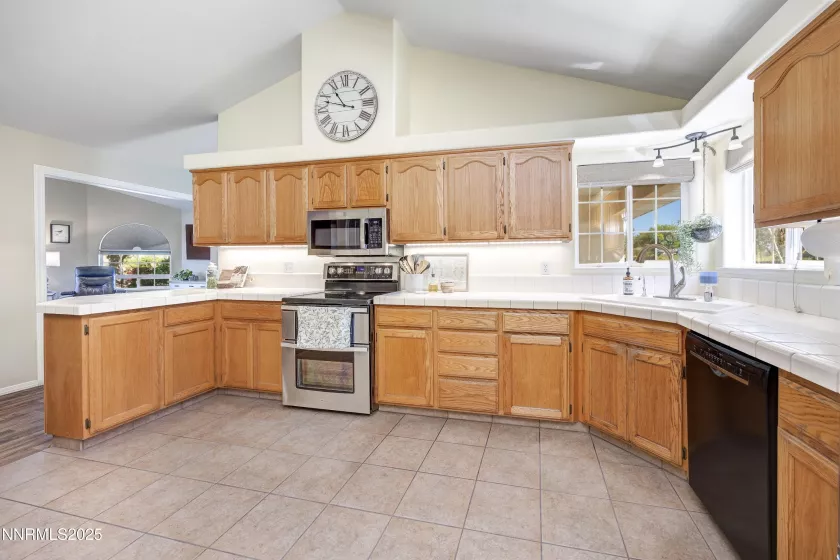 1160 Golden Park, Fallon, Nevada 89406, 4 Bedrooms Bedrooms, ,2 BathroomsBathrooms,Residential,Residential,Golden Park,250055168