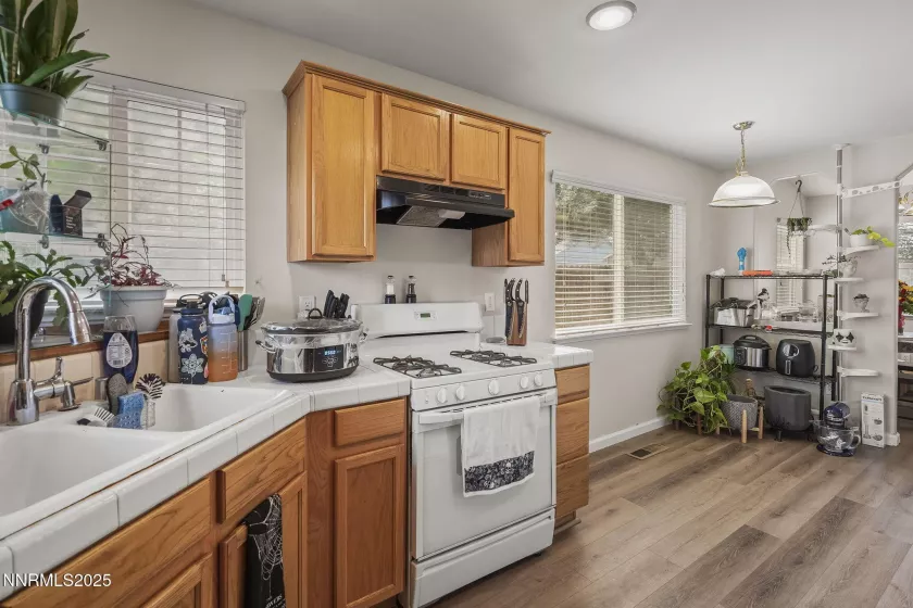 617 Winter, Fernley, Nevada 89408, 3 Bedrooms Bedrooms, ,2 BathroomsBathrooms,Residential,Residential,Winter,250052837