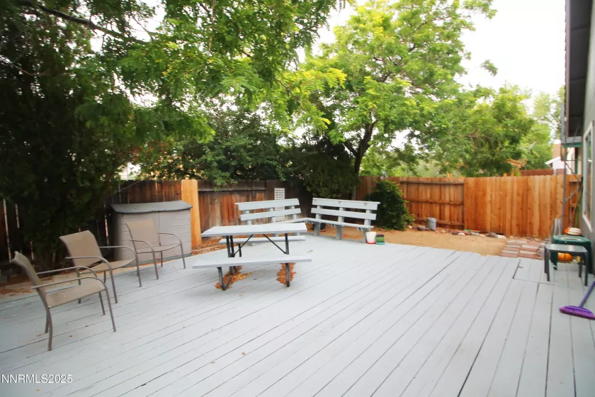 1728 Bluehaven, Sparks, Nevada 89434, 2 Bedrooms Bedrooms, ,2 BathroomsBathrooms,Residential,Residential,Bluehaven,250055171