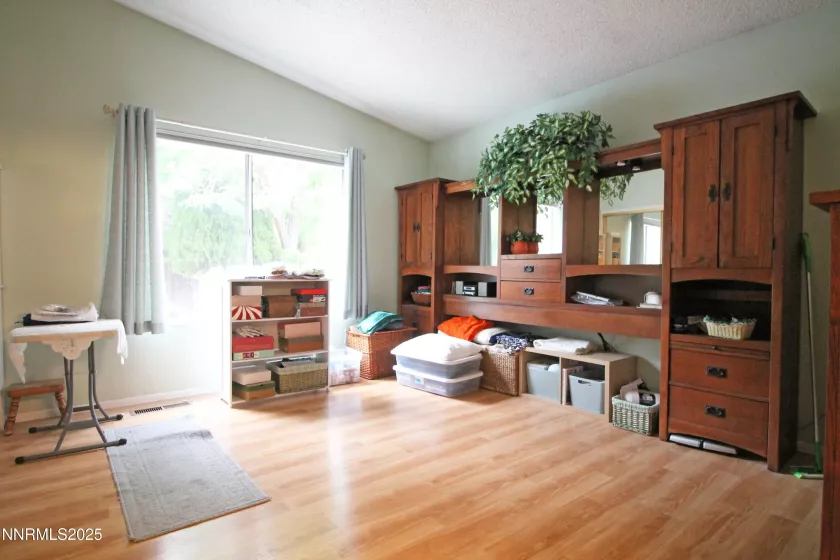 1728 Bluehaven, Sparks, Nevada 89434, 2 Bedrooms Bedrooms, ,2 BathroomsBathrooms,Residential,Residential,Bluehaven,250055171