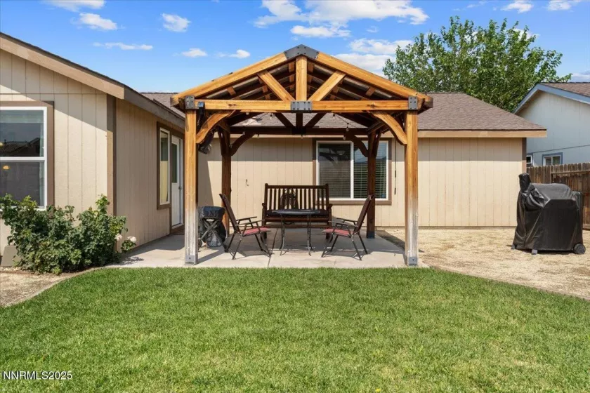 437 Trellis, Fernley, Nevada 89408, 3 Bedrooms Bedrooms, ,2 BathroomsBathrooms,Residential,Residential,Trellis,250055172