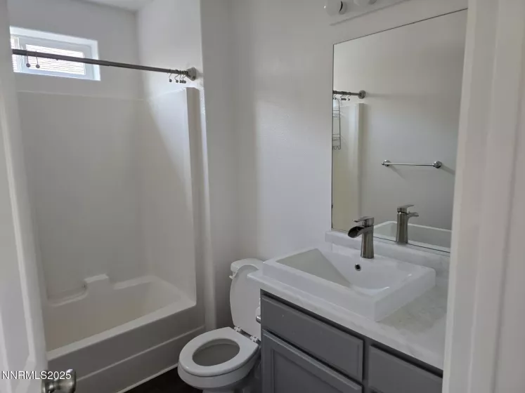 937 Woodhaven, Fallon, Nevada 89406, 3 Bedrooms Bedrooms, ,2 BathroomsBathrooms,Residential,Residential,Woodhaven,250055173