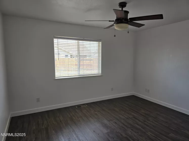 937 Woodhaven, Fallon, Nevada 89406, 3 Bedrooms Bedrooms, ,2 BathroomsBathrooms,Residential,Residential,Woodhaven,250055173