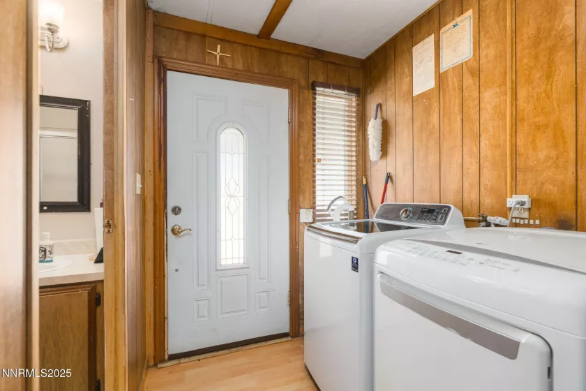 310 6th, Sun Valley, Nevada 89433, 3 Bedrooms Bedrooms, ,2 BathroomsBathrooms,Residential,Residential,6th,250055174