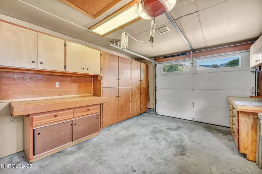 225 Albany, Carson City, Nevada 89703, 3 Bedrooms Bedrooms, ,1 BathroomBathrooms,Residential,Residential,Albany,250055176