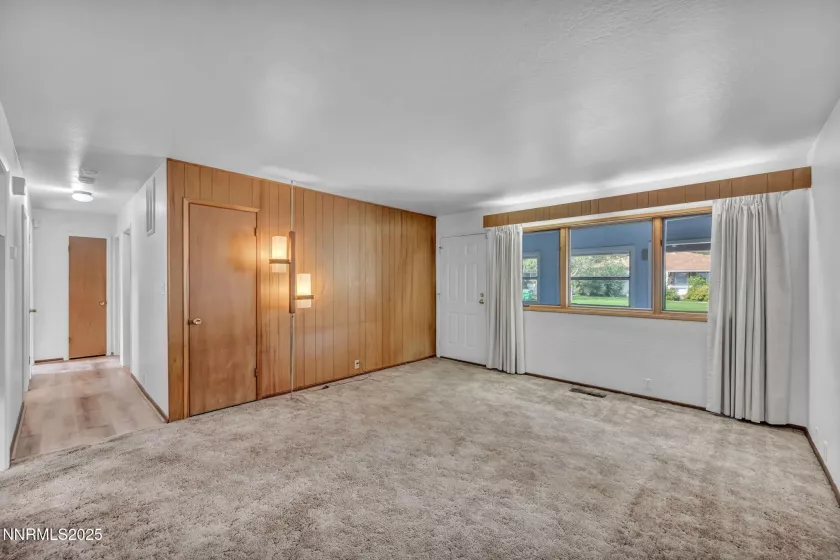 225 Albany, Carson City, Nevada 89703, 3 Bedrooms Bedrooms, ,1 BathroomBathrooms,Residential,Residential,Albany,250055176