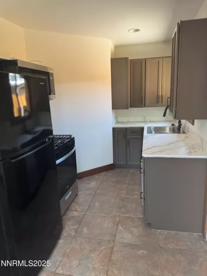 1713 Peters, Carson City, Nevada 89706, ,Residential Income,Residential,Peters,250055177