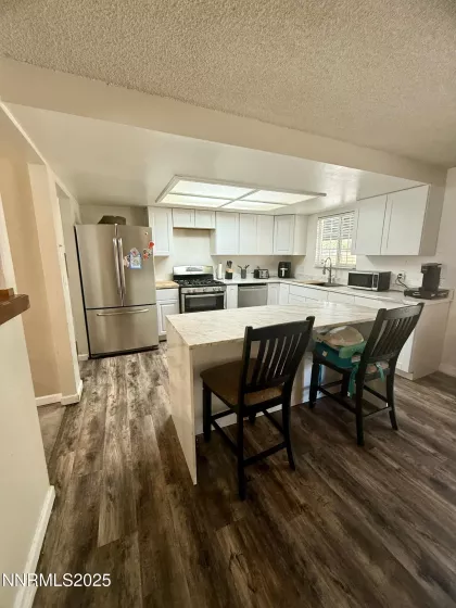 2775 Vicky, Minden, Nevada 89423, 3 Bedrooms Bedrooms, ,2 BathroomsBathrooms,Residential,Residential,Vicky,250055183