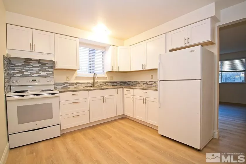 1325 Carville, Reno, Nevada 89512, 2 Bedrooms Bedrooms, ,1 BathroomBathrooms,Residential Lease,Manufactured,Carville,250055196