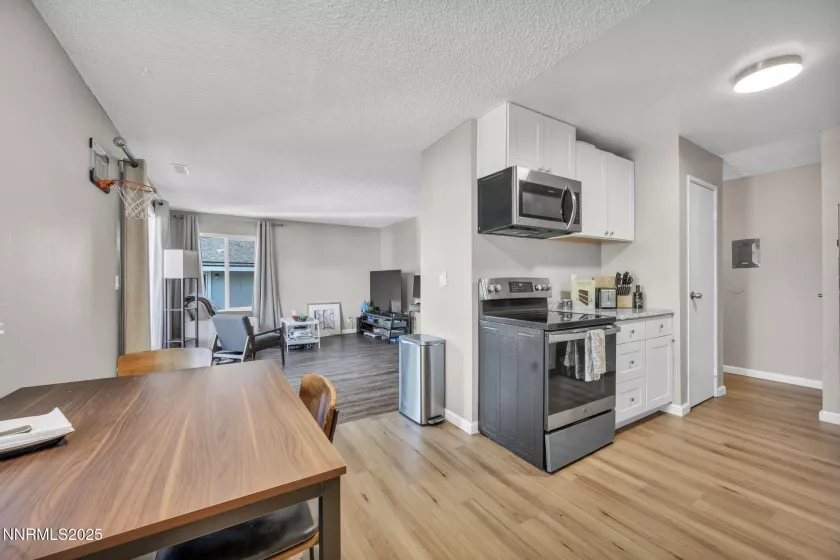 4602 Neil, Reno, Nevada 89502, 2 Bedrooms Bedrooms, ,1 BathroomBathrooms,Residential,Residential,Neil,250055198