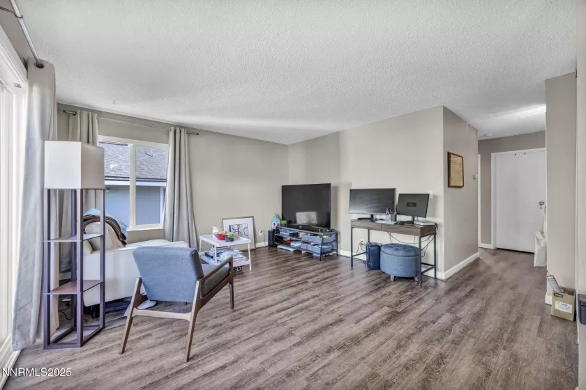 4602 Neil, Reno, Nevada 89502, 2 Bedrooms Bedrooms, ,1 BathroomBathrooms,Residential,Residential,Neil,250055198