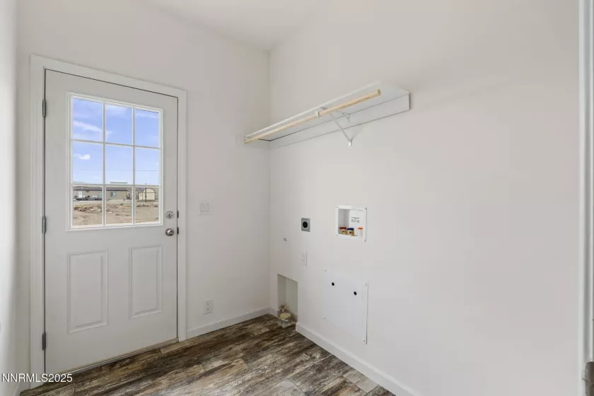 1205 Cooney, Silver Springs, Nevada 89429, 3 Bedrooms Bedrooms, ,2 BathroomsBathrooms,Residential,Residential,Cooney,250055201