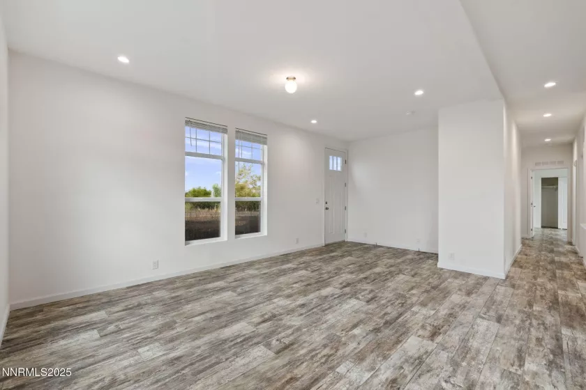 1205 Cooney, Silver Springs, Nevada 89429, 3 Bedrooms Bedrooms, ,2 BathroomsBathrooms,Residential,Residential,Cooney,250055201