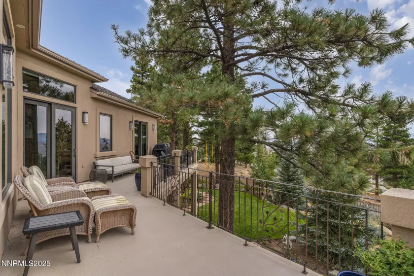 370 Timberlake, Reno, Nevada 89511, 4 Bedrooms Bedrooms, ,5 BathroomsBathrooms,Residential,Residential,Timberlake,250055202