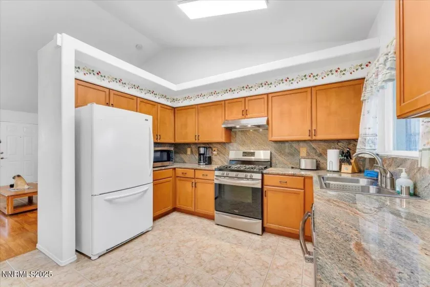 6714 Drexel, Sparks, Nevada 89436, 3 Bedrooms Bedrooms, ,2 BathroomsBathrooms,Residential,Residential,Drexel,250055205