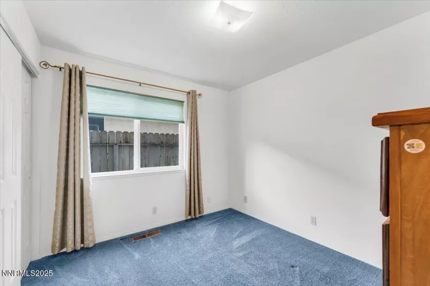 6714 Drexel, Sparks, Nevada 89436, 3 Bedrooms Bedrooms, ,2 BathroomsBathrooms,Residential,Residential,Drexel,250055205