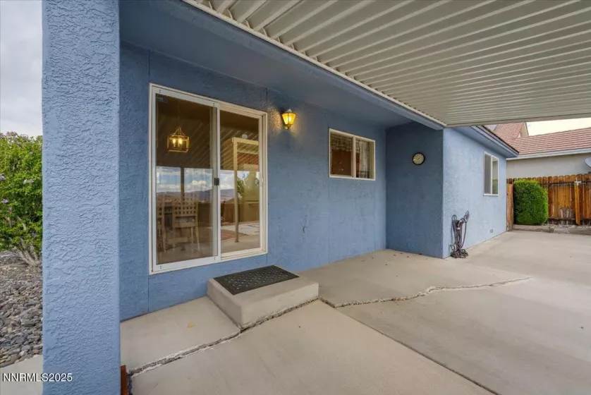 6714 Drexel, Sparks, Nevada 89436, 3 Bedrooms Bedrooms, ,2 BathroomsBathrooms,Residential,Residential,Drexel,250055205