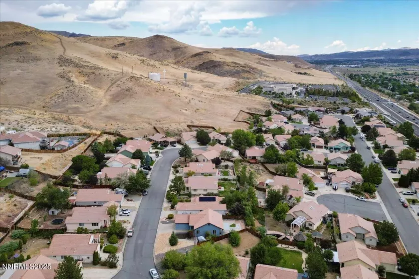 6714 Drexel, Sparks, Nevada 89436, 3 Bedrooms Bedrooms, ,2 BathroomsBathrooms,Residential,Residential,Drexel,250055205