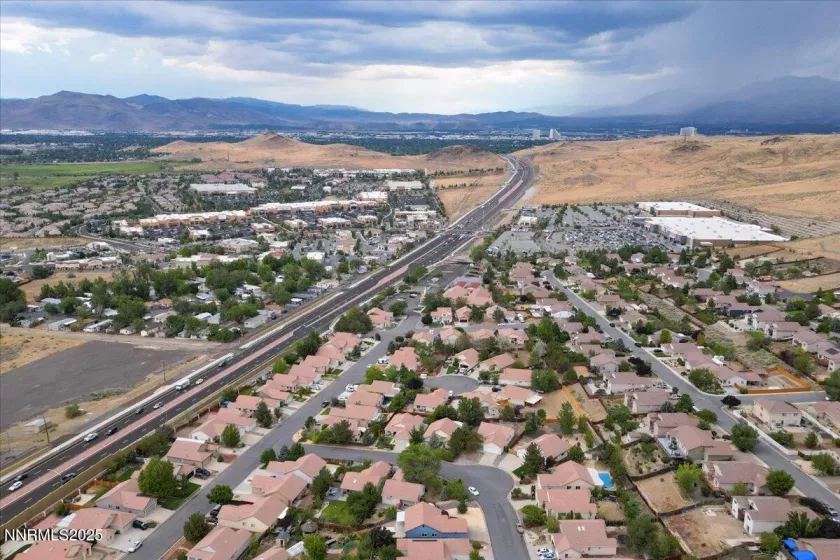 6714 Drexel, Sparks, Nevada 89436, 3 Bedrooms Bedrooms, ,2 BathroomsBathrooms,Residential,Residential,Drexel,250055205