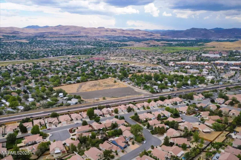 6714 Drexel, Sparks, Nevada 89436, 3 Bedrooms Bedrooms, ,2 BathroomsBathrooms,Residential,Residential,Drexel,250055205