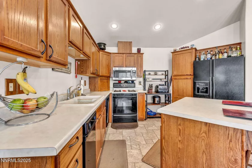 1005 Carol, Fernley, Nevada 89408, 3 Bedrooms Bedrooms, ,2 BathroomsBathrooms,Residential,Residential,Carol,250055206