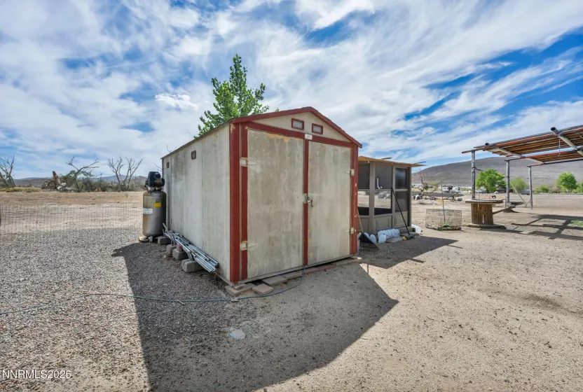 1005 Carol, Fernley, Nevada 89408, 3 Bedrooms Bedrooms, ,2 BathroomsBathrooms,Residential,Residential,Carol,250055206