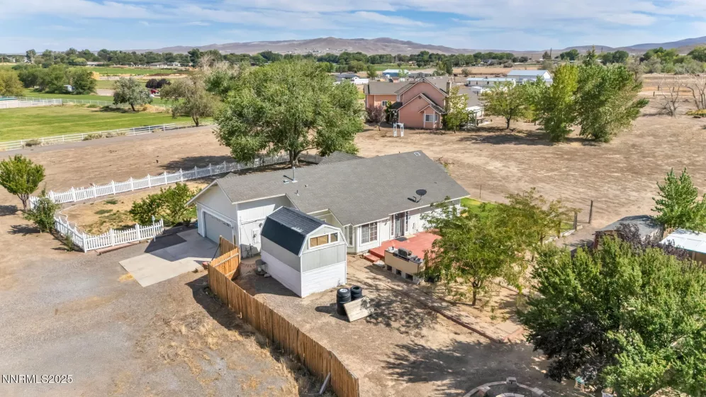 1005 Carol, Fernley, Nevada 89408, 3 Bedrooms Bedrooms, ,2 BathroomsBathrooms,Residential,Residential,Carol,250055206
