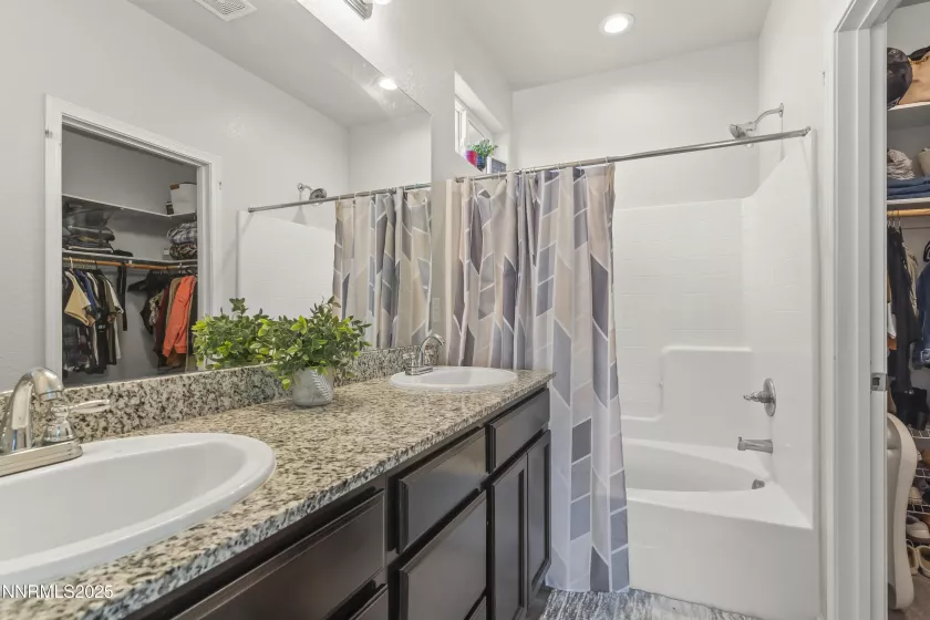 14340 Leiden, Reno, Nevada 89506, 4 Bedrooms Bedrooms, ,2 BathroomsBathrooms,Residential,Residential,Leiden,250055195